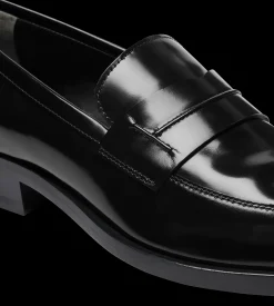 BRUSHED LEATHER LOAFER