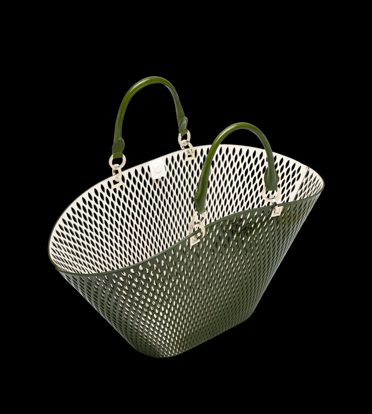 CUT OUT PATENT LEATHER LARGE PANIER
