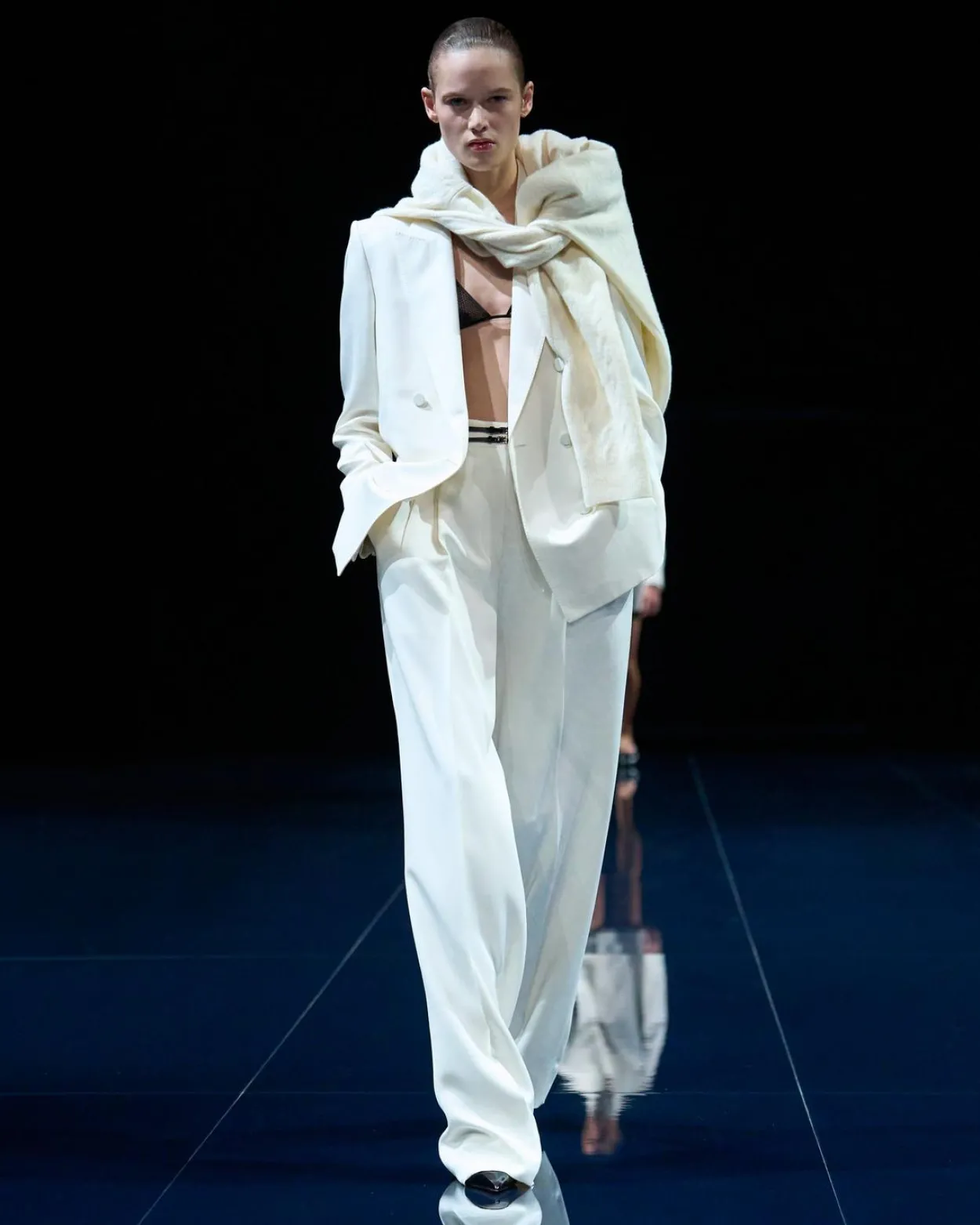 DOUBLE BREASTED PEAK LAPEL HEAVY SILK TWILL JACKET