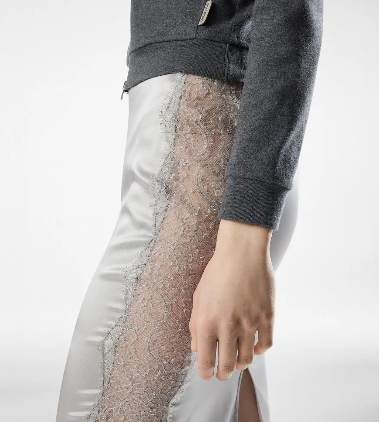 KNEE-LENGTH SKIRT WITH LACE INSERTS