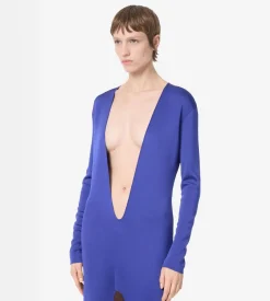 PLUNGE NECK FINE KNIT EVENING DRESS WITH HIGH FRONT