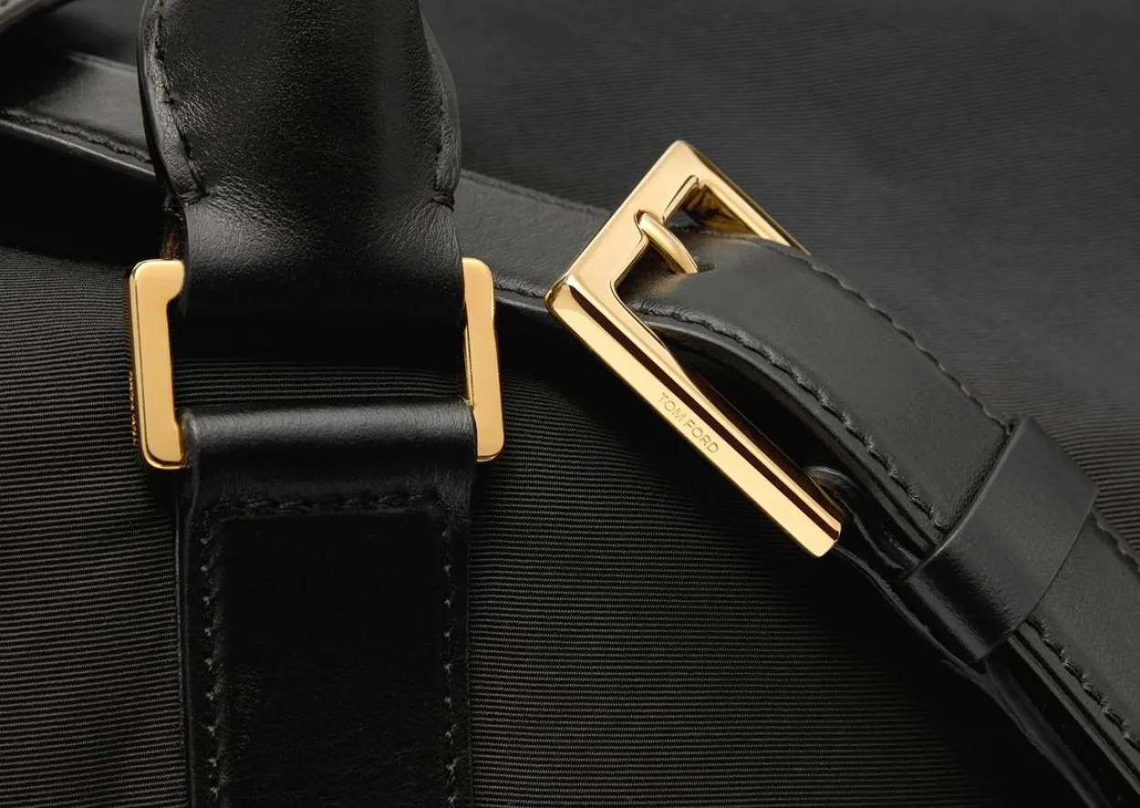 RECYCLED NYLON HOLDALL