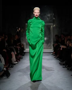 SHINY CREPE MOCK NECK COLUMN EVENING DRESS