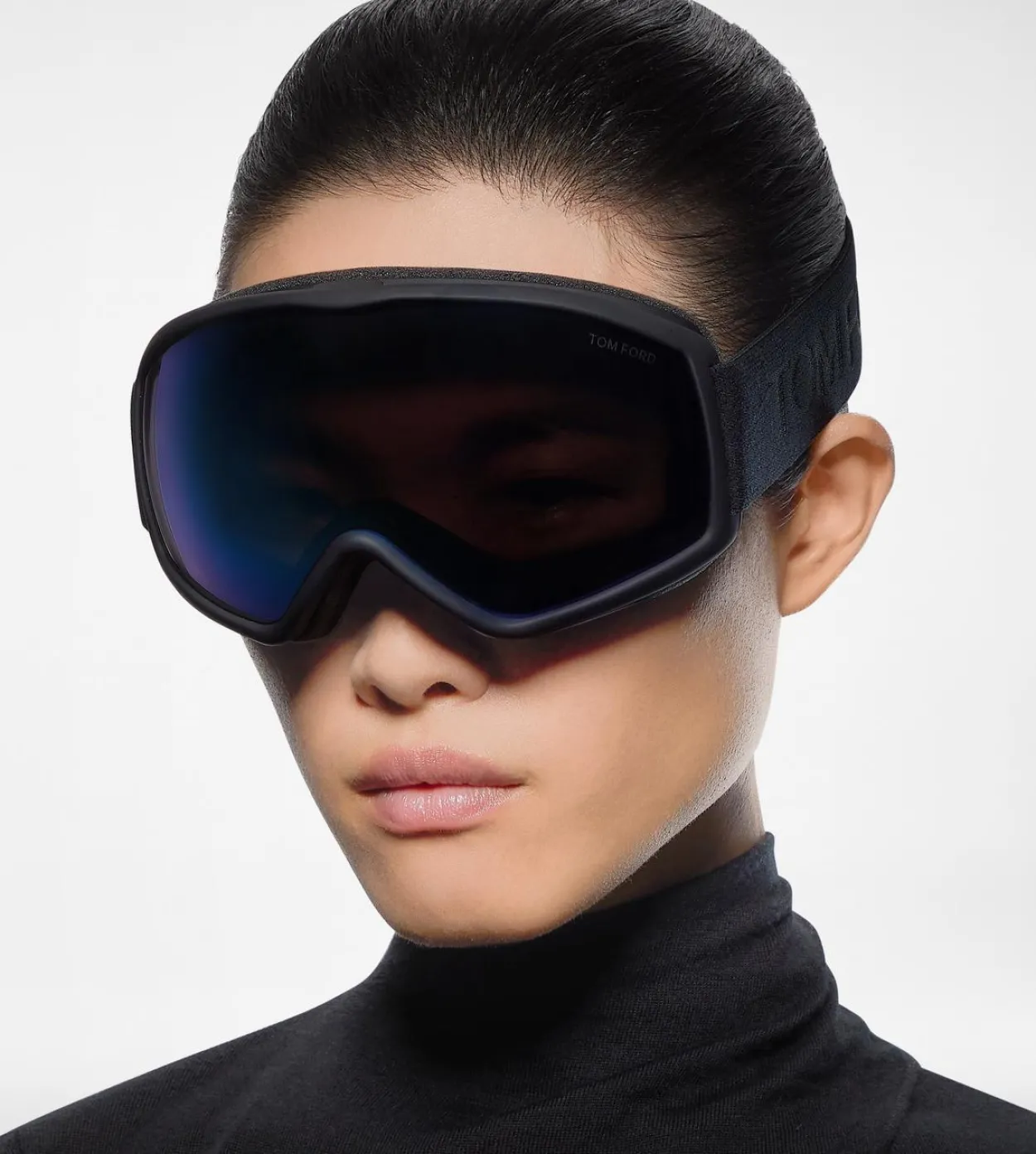 SKI GOGGLES