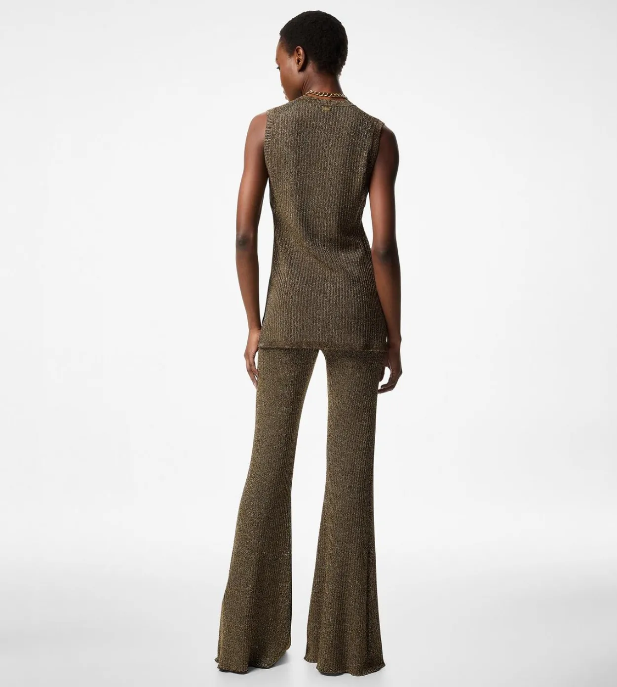 SLEEVELESS CREWNECK KNIT WITH SIDE SLITS