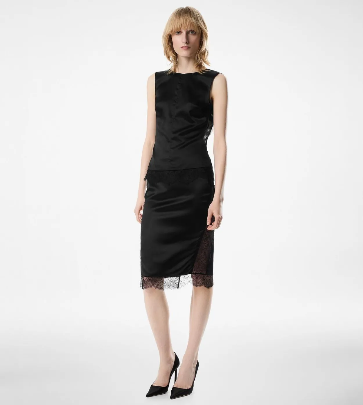 SLEEVELESS SILK TOP WITH V-BACK AND LACE INSERTS