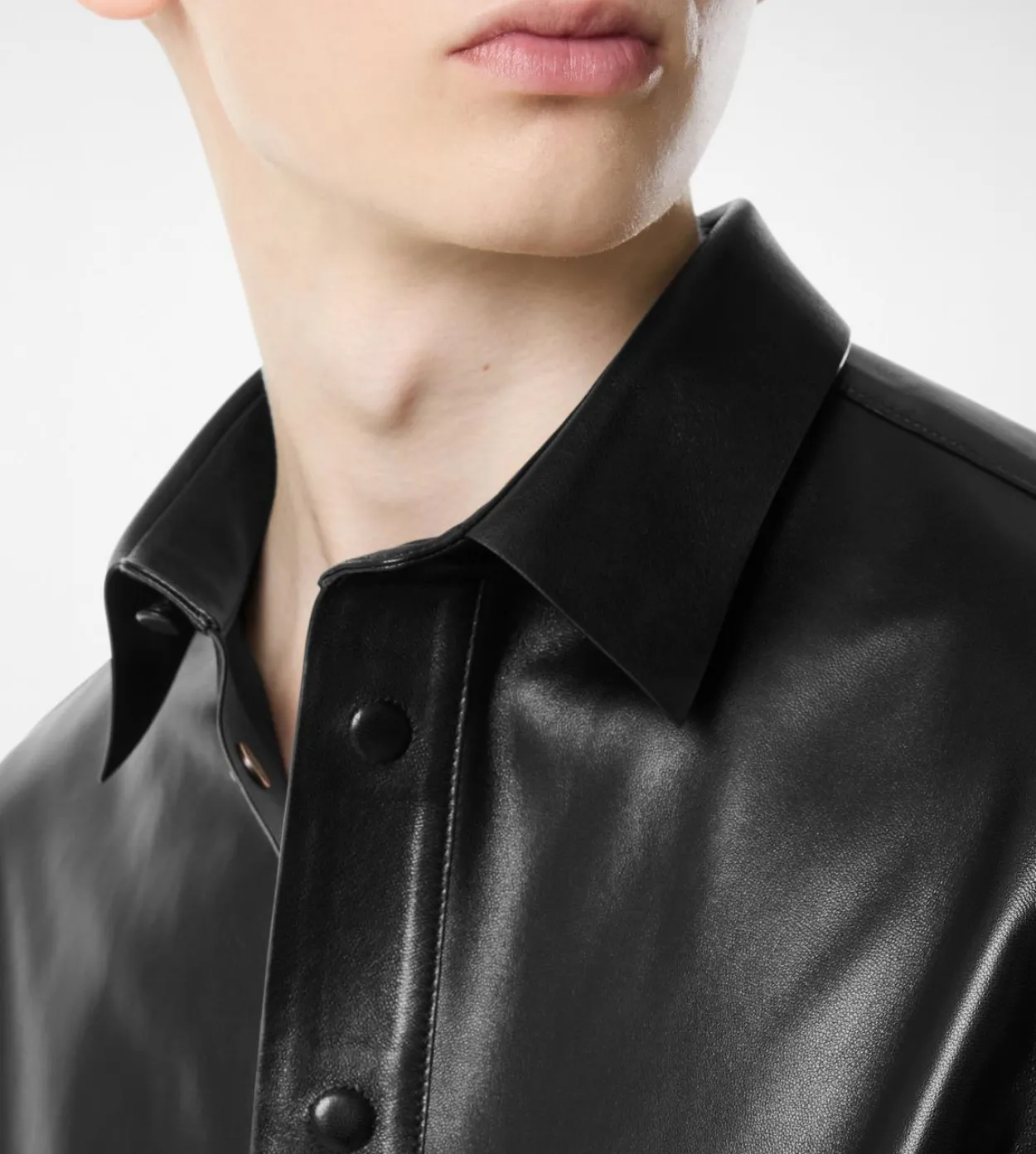 SOFT NAPPA PLONGE SHIRT