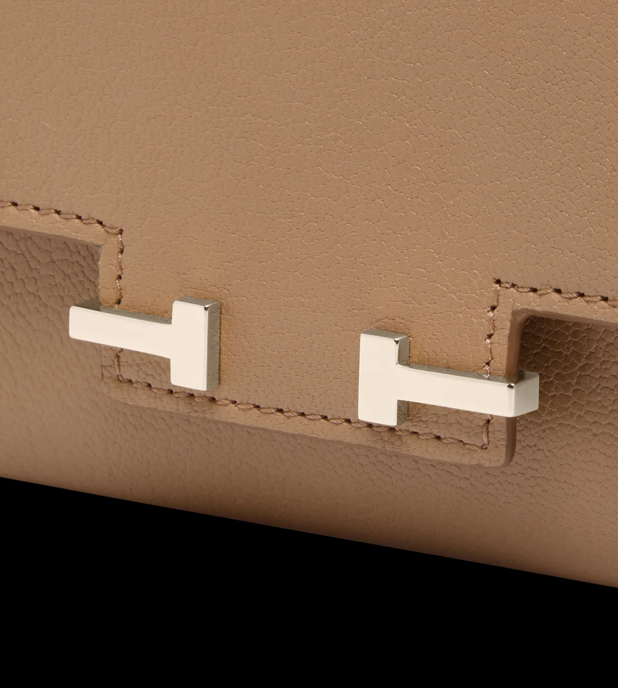 SUPPLE GRAIN LEATHER AUBE COMPACT WALLET