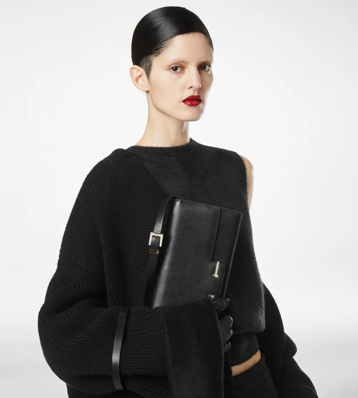 SUPPLE GRAIN LEATHER AUBE E/W SHOULDER BAG