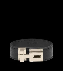 SUPPLE GRAIN LEATHER T LATCH BRACELET